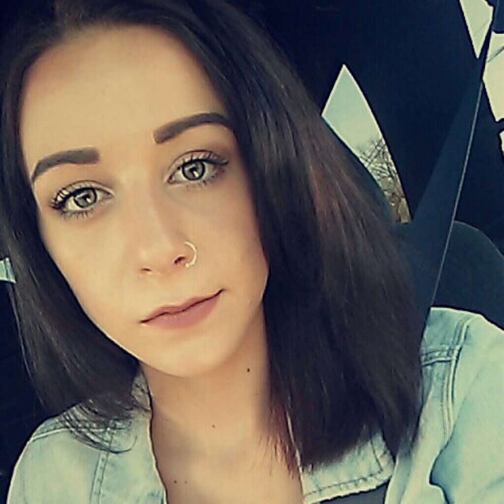 Meet your Posher, Kaitlyn